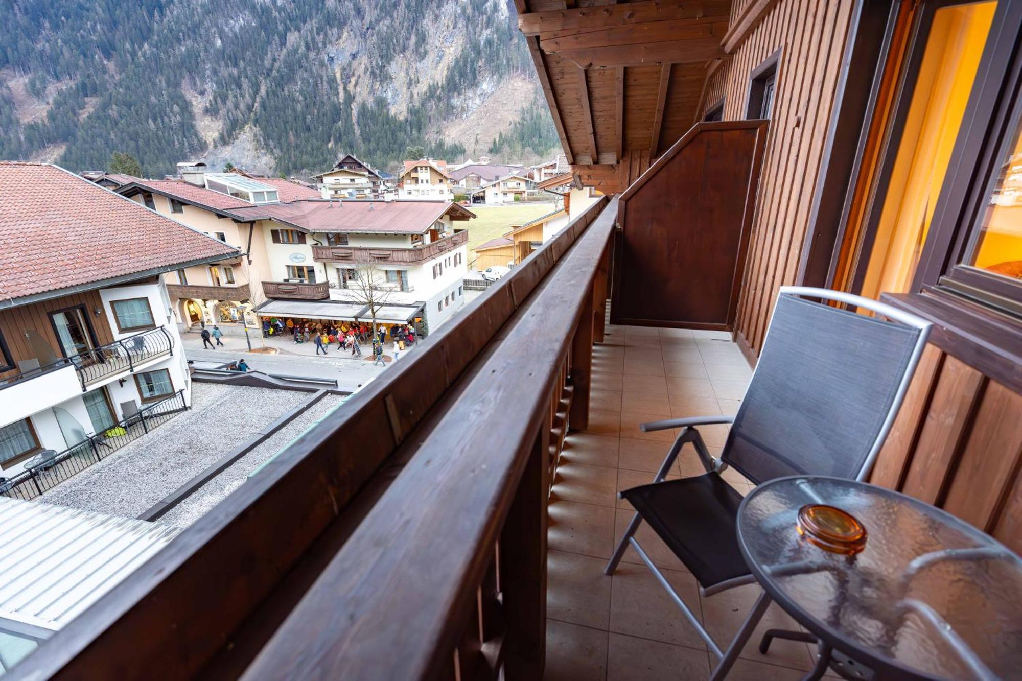 Heart Hotel Nordstern Mayrhofen Exterior photo