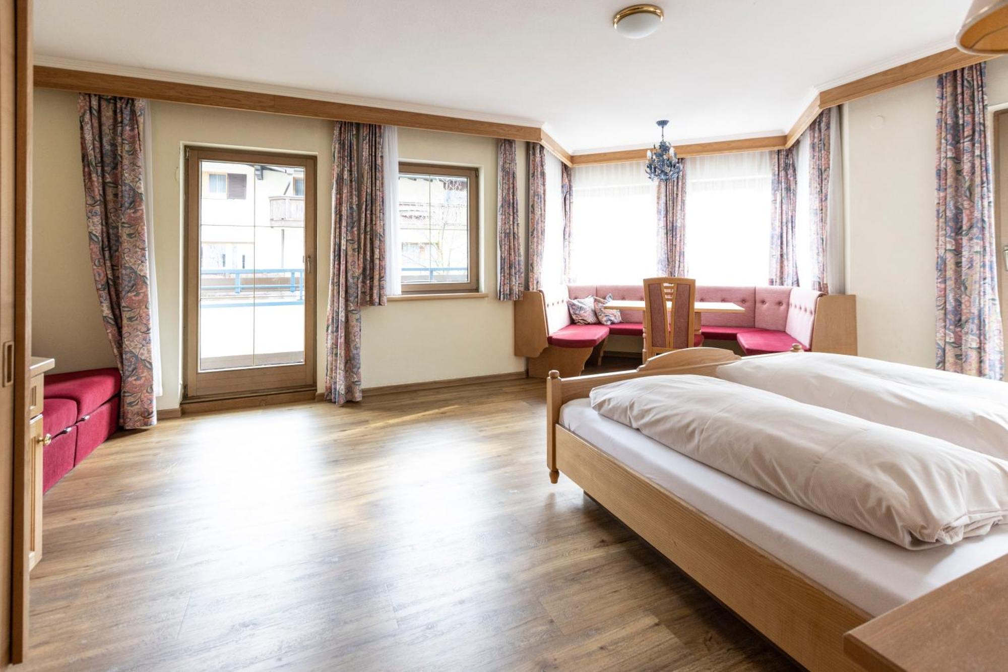 Heart Hotel Nordstern Mayrhofen Exterior photo
