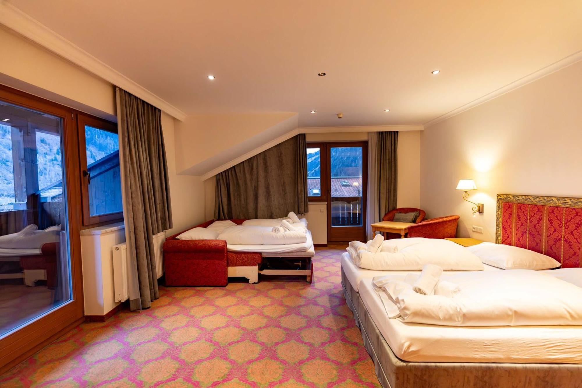 Heart Hotel Nordstern Mayrhofen Exterior photo