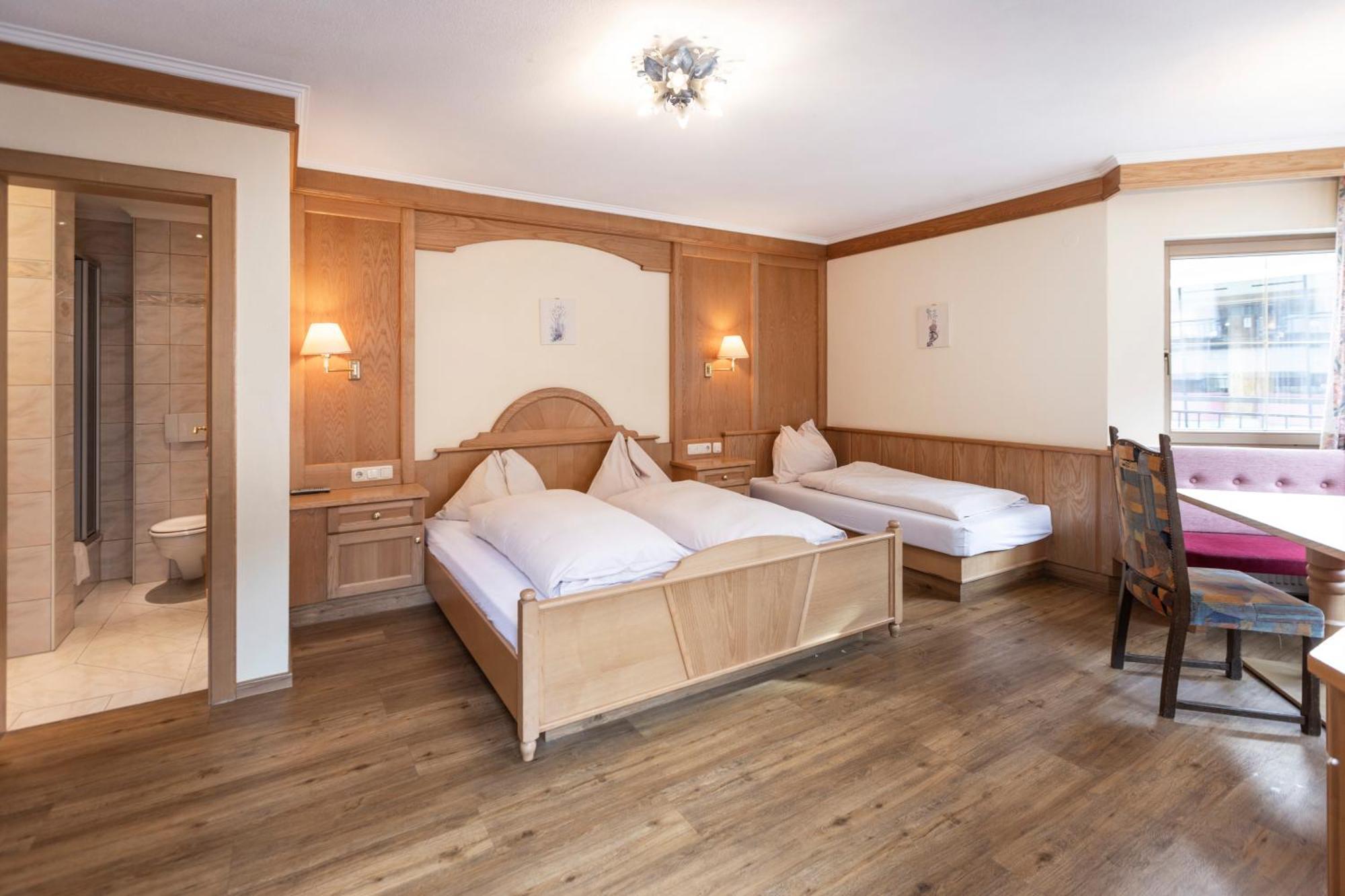 Heart Hotel Nordstern Mayrhofen Exterior photo