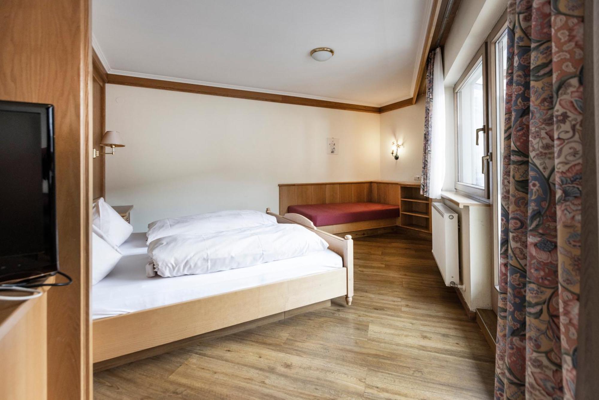 Heart Hotel Nordstern Mayrhofen Exterior photo